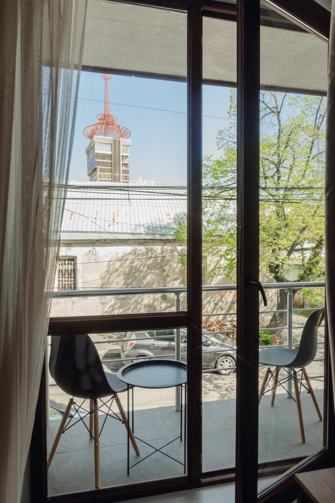 Hotel Graf T Tbilisi Buitenkant foto